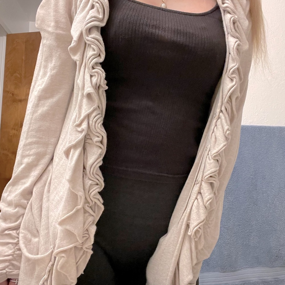 Beige Ruffled Cardigan - Picture 2 of 5